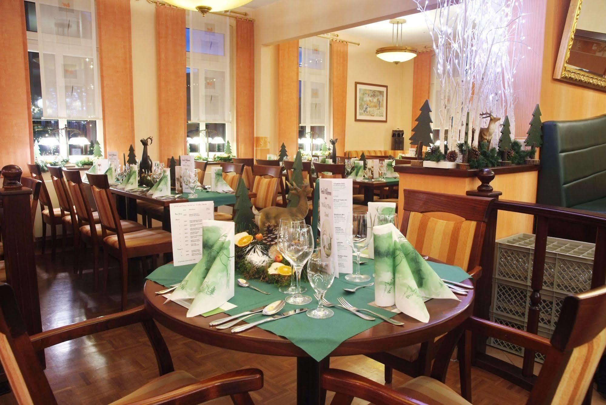 Zur Linde Hotel Heede Luaran gambar